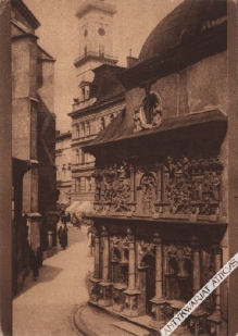 [pocztówka, lata 1920-te] Lwów. Kaplica Boimów, w głębi wieża ratusza