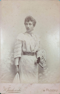 [fotografia, ok. 1900] [Portret kobiety]