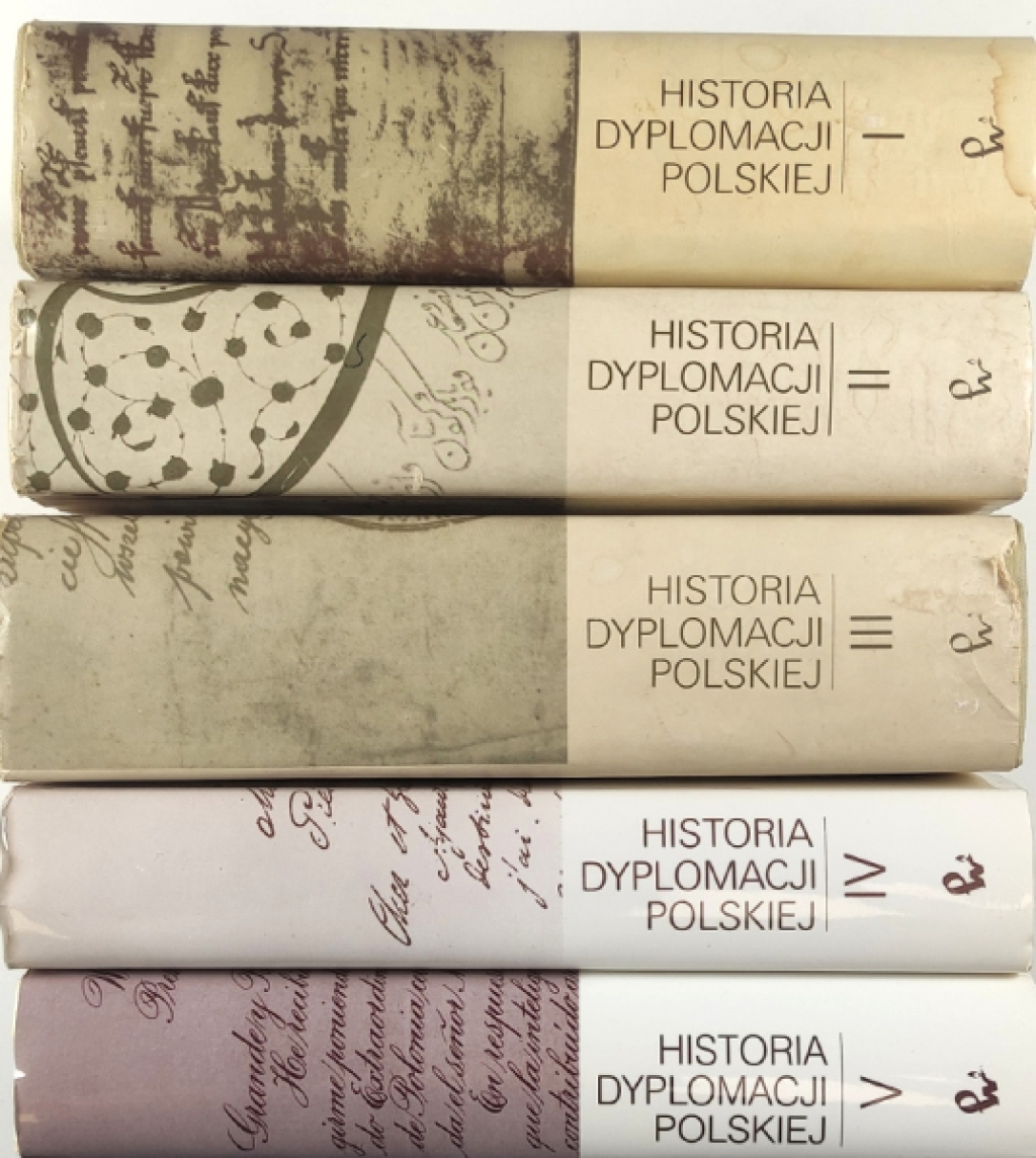 Historia dyplomacji polskiej, t. I-V