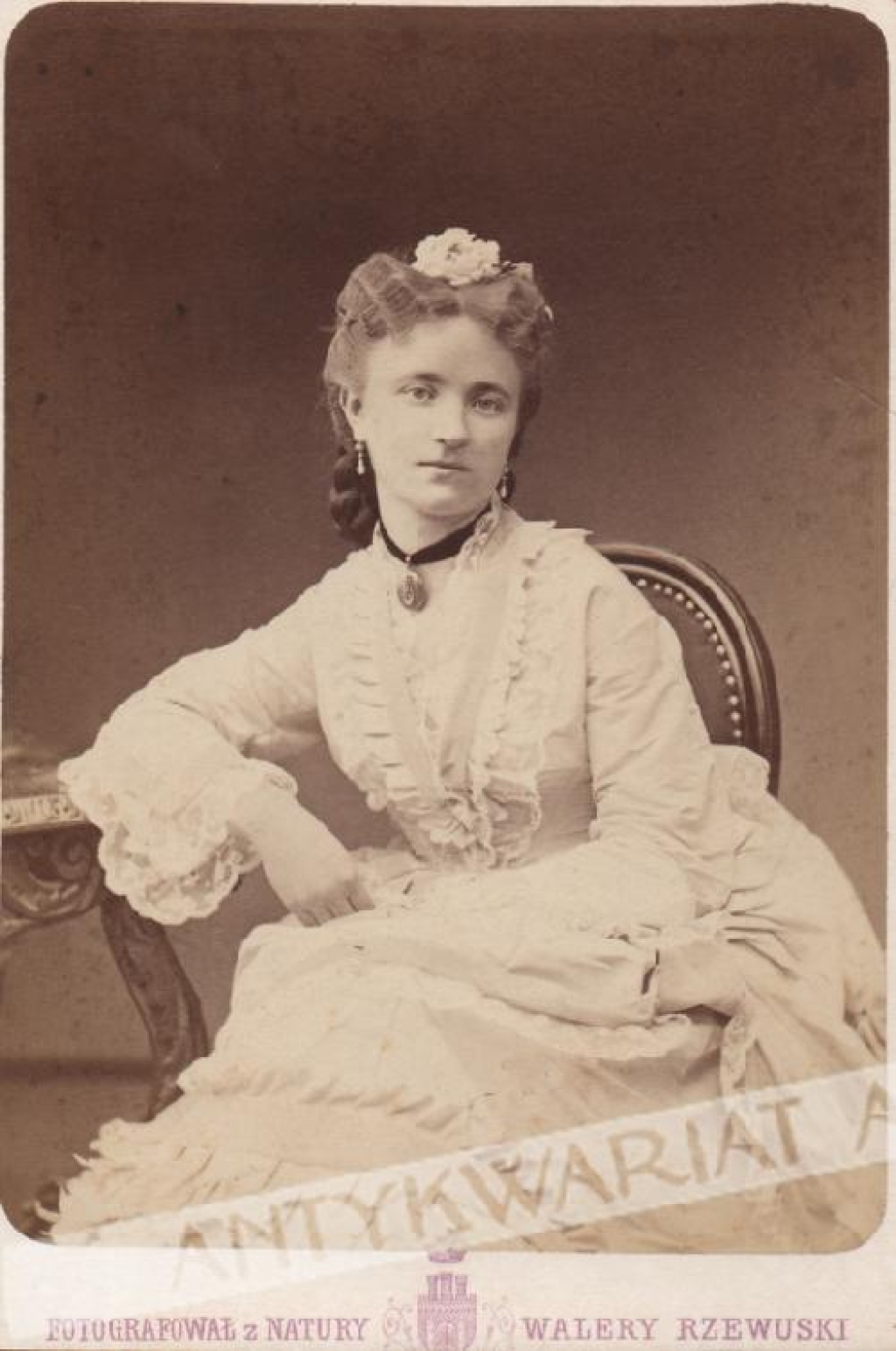 [fotografia, ok. 1880] [portret kobiety]