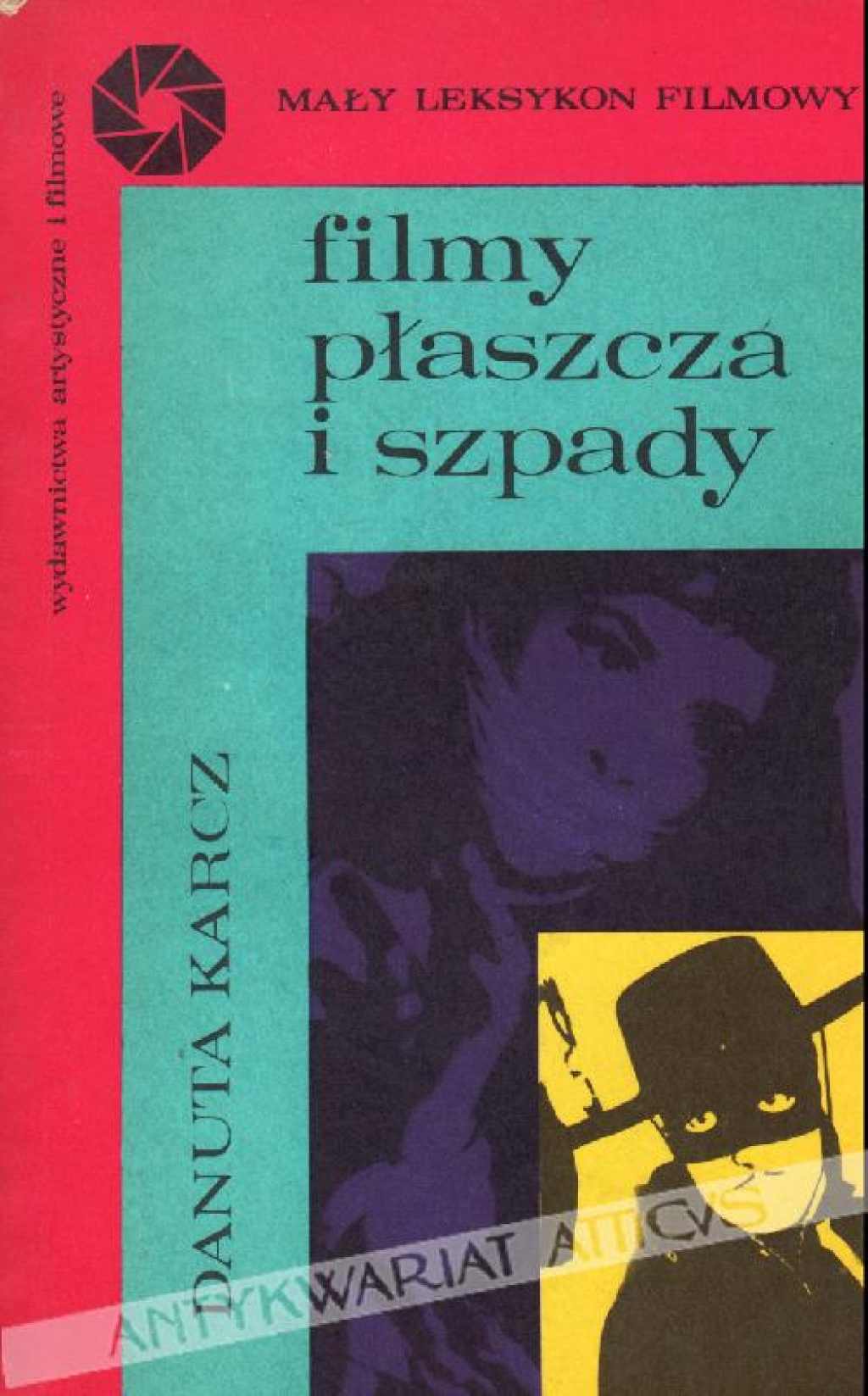 Filmy płaszcza i szpady
