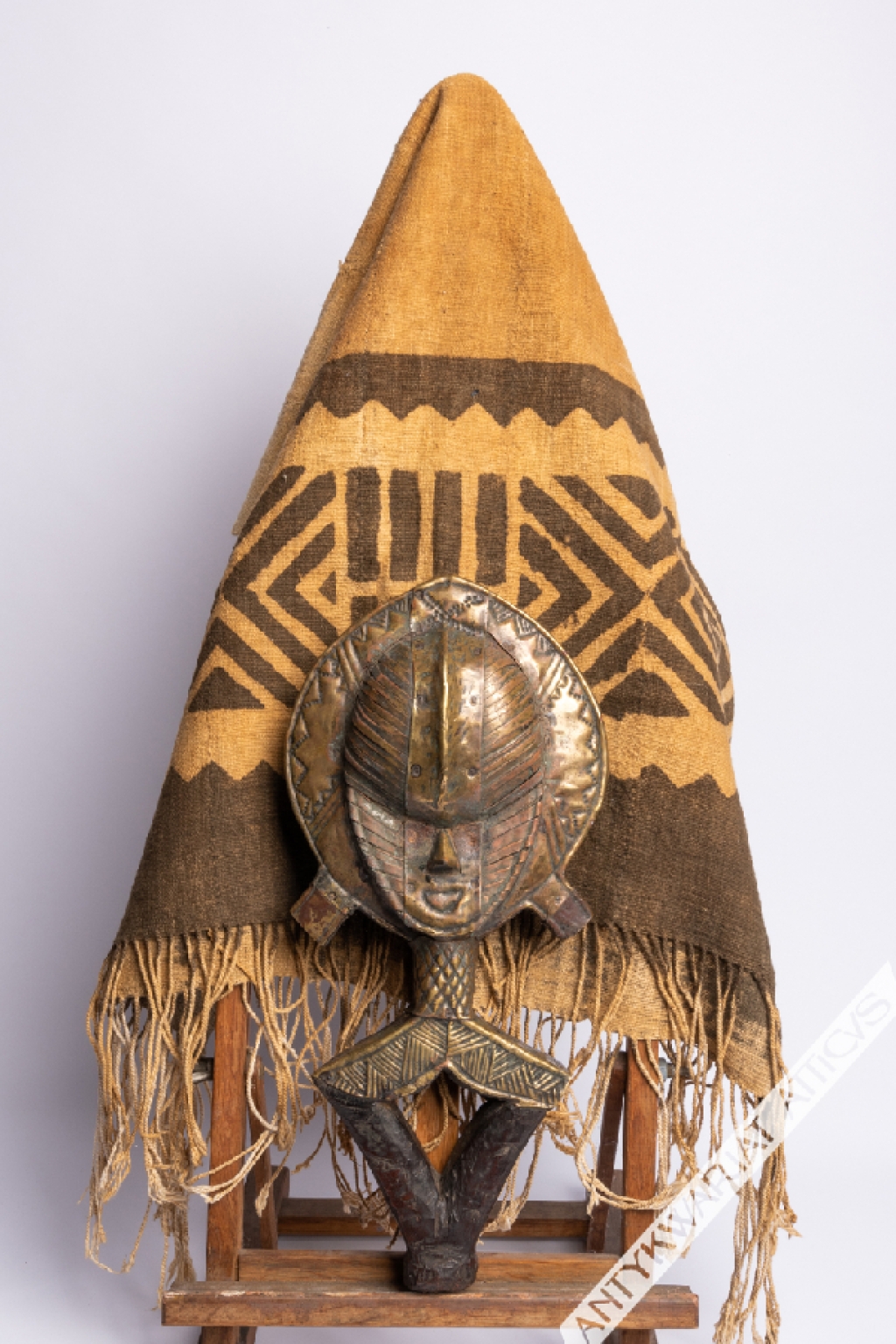 [fetysz, Afryka, I poł. XX wieku] Kota Mbulu Ngulu [strażnik relikwii - zwieńczenie relikwiarza]