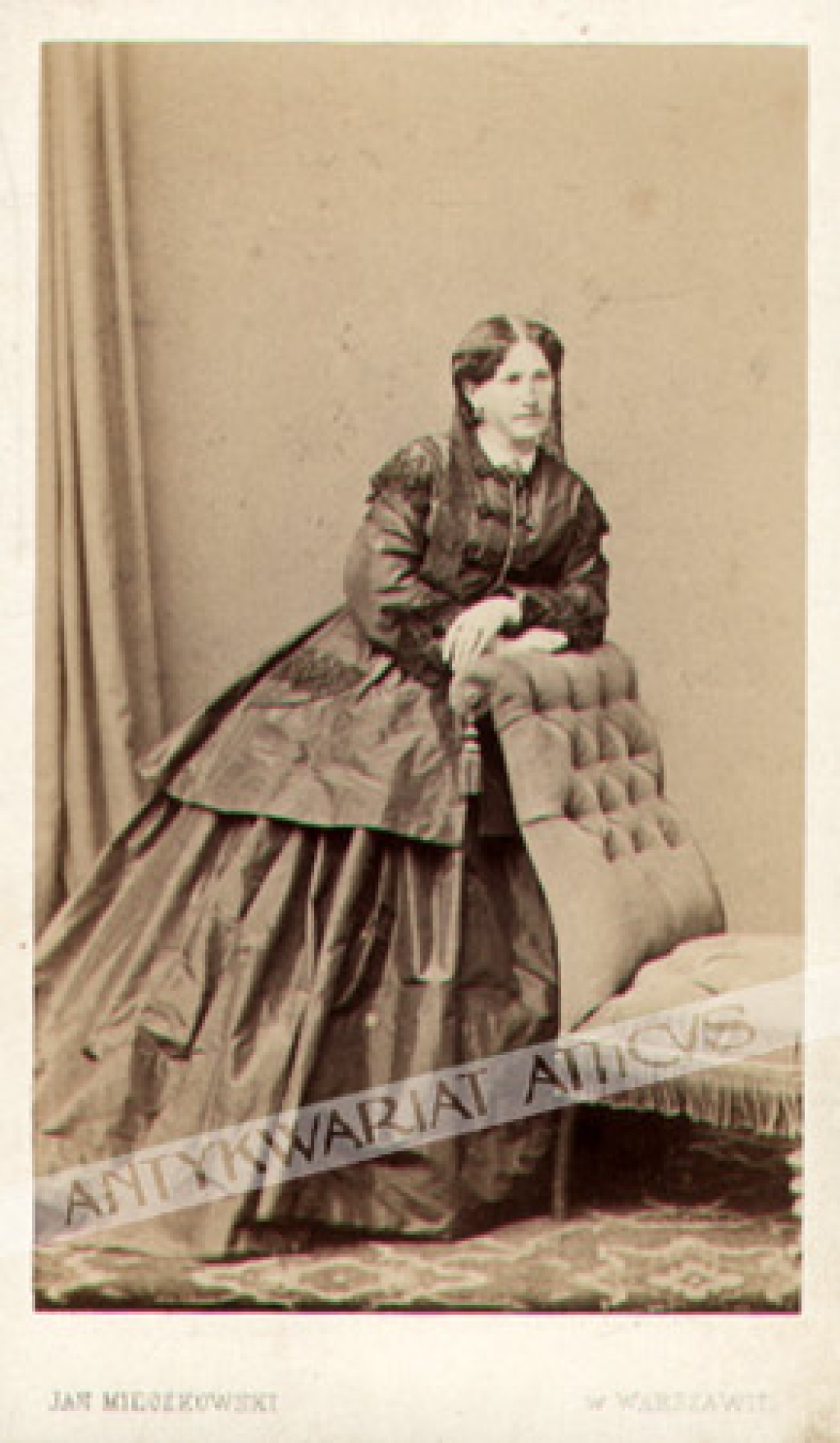 [fotografia, ok. 1860] [portret kobiety]