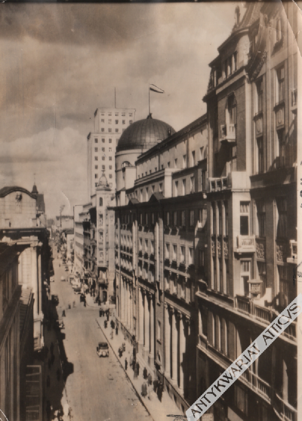 [fotografia, 1939] Warszawa. Ulica Świętokrzyska