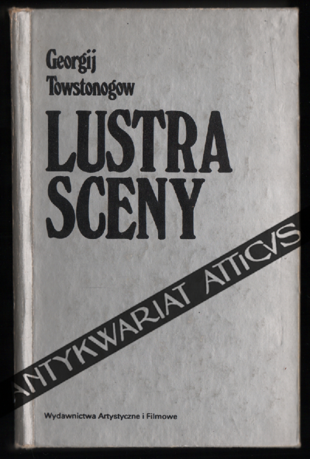 Lustra sceny