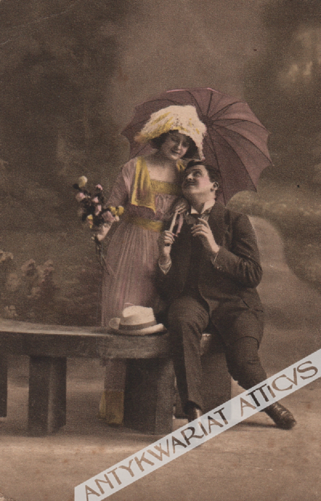 [pocztówka, ok. 1910] Zakochana para