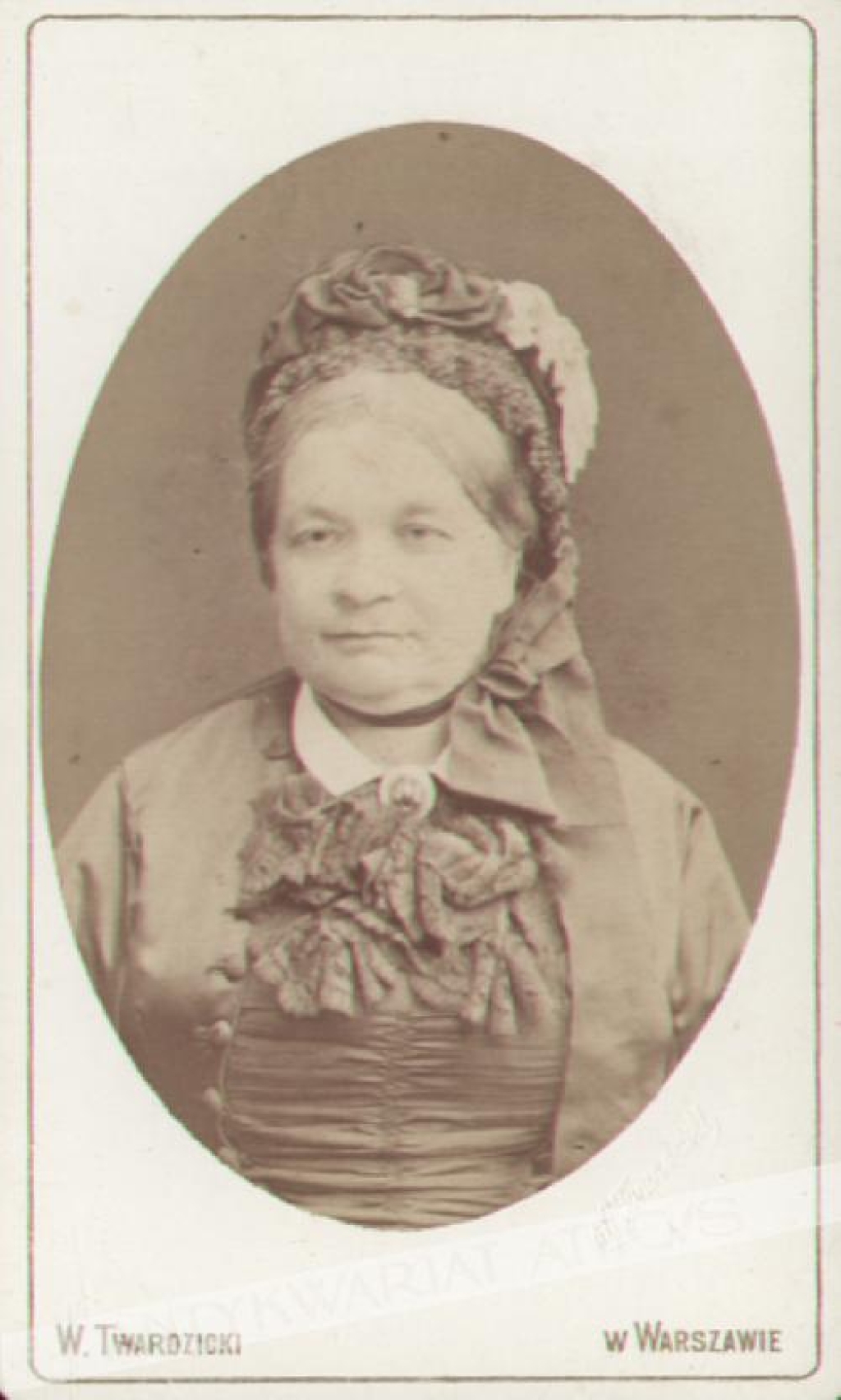 [fotografia, ok 1875 r.] [portret kobiety]