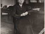 [fotografia, ok. 1932] [Portret Marii Skłodowskiej-Curie]