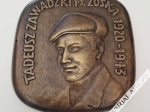 [plakieta, 1977 r.] Tadeusz Zawadzki ps. Zośka 1920-1943 [błędny rok urodzin, prawidłowo 1921]